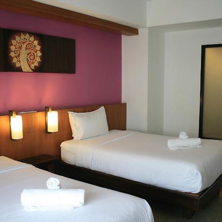 Hotel Baan Ing Ping Chiang Mai Exterior foto