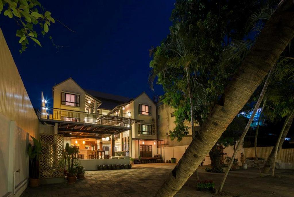 Hotel Baan Ing Ping Chiang Mai Exterior foto
