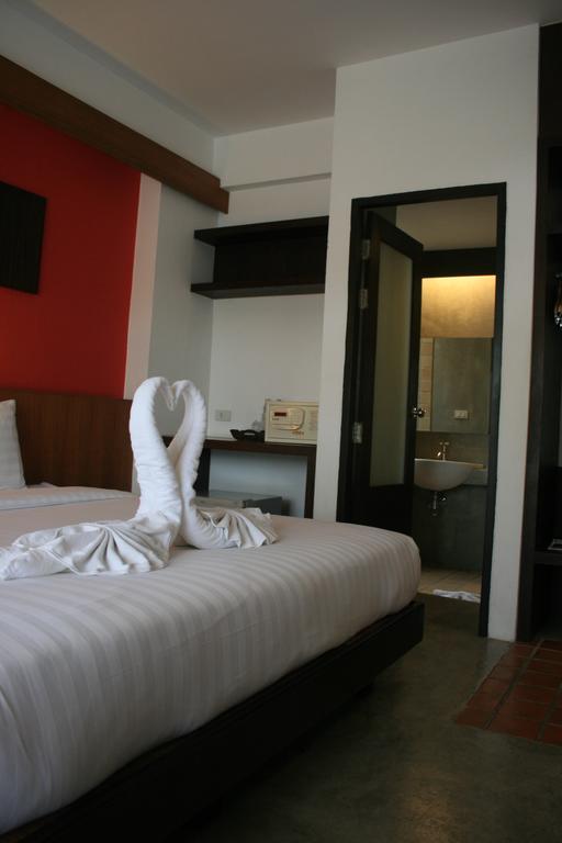 Hotel Baan Ing Ping Chiang Mai Exterior foto