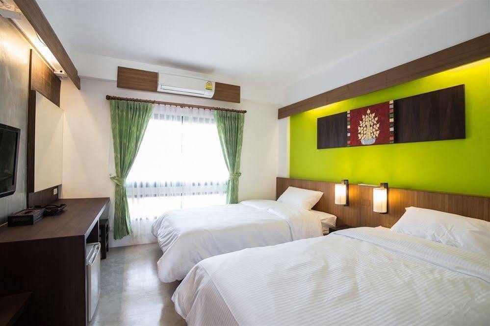Hotel Baan Ing Ping Chiang Mai Exterior foto