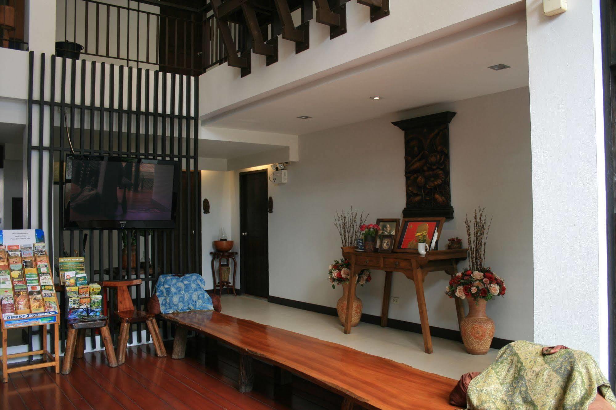 Hotel Baan Ing Ping Chiang Mai Exterior foto