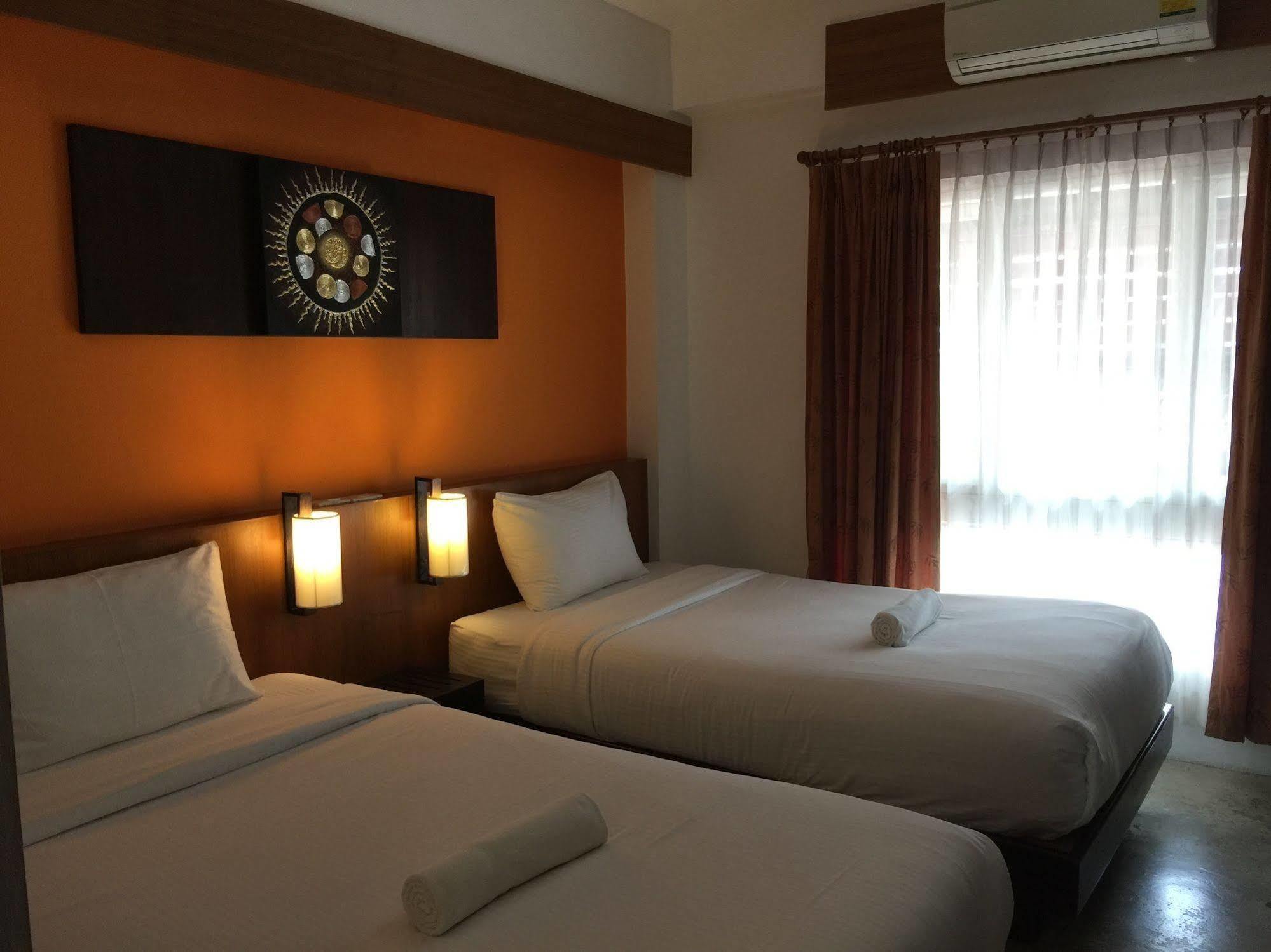 Hotel Baan Ing Ping Chiang Mai Exterior foto