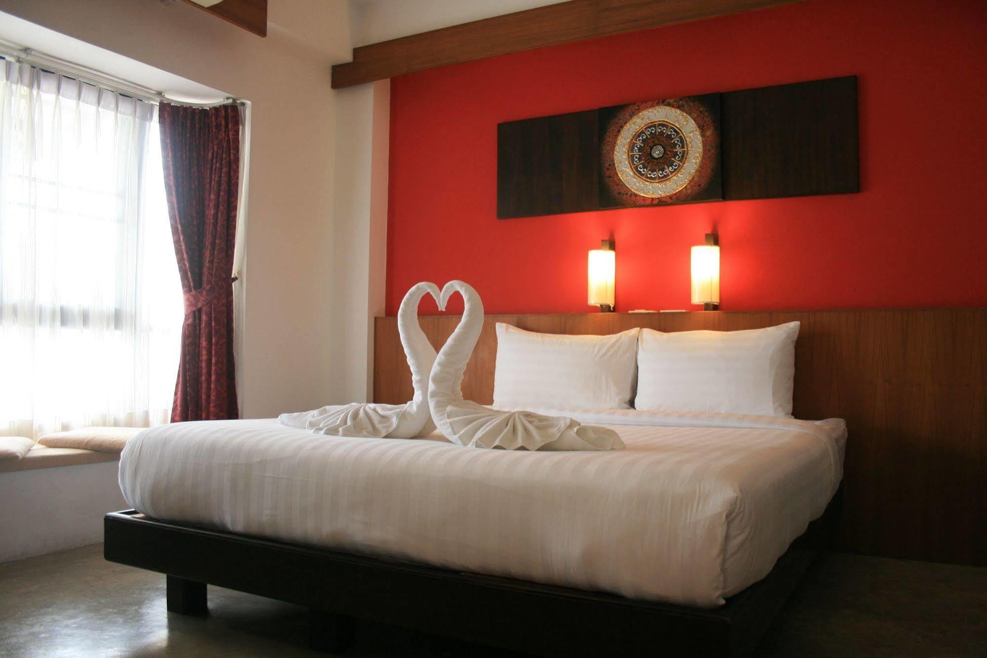 Hotel Baan Ing Ping Chiang Mai Exterior foto
