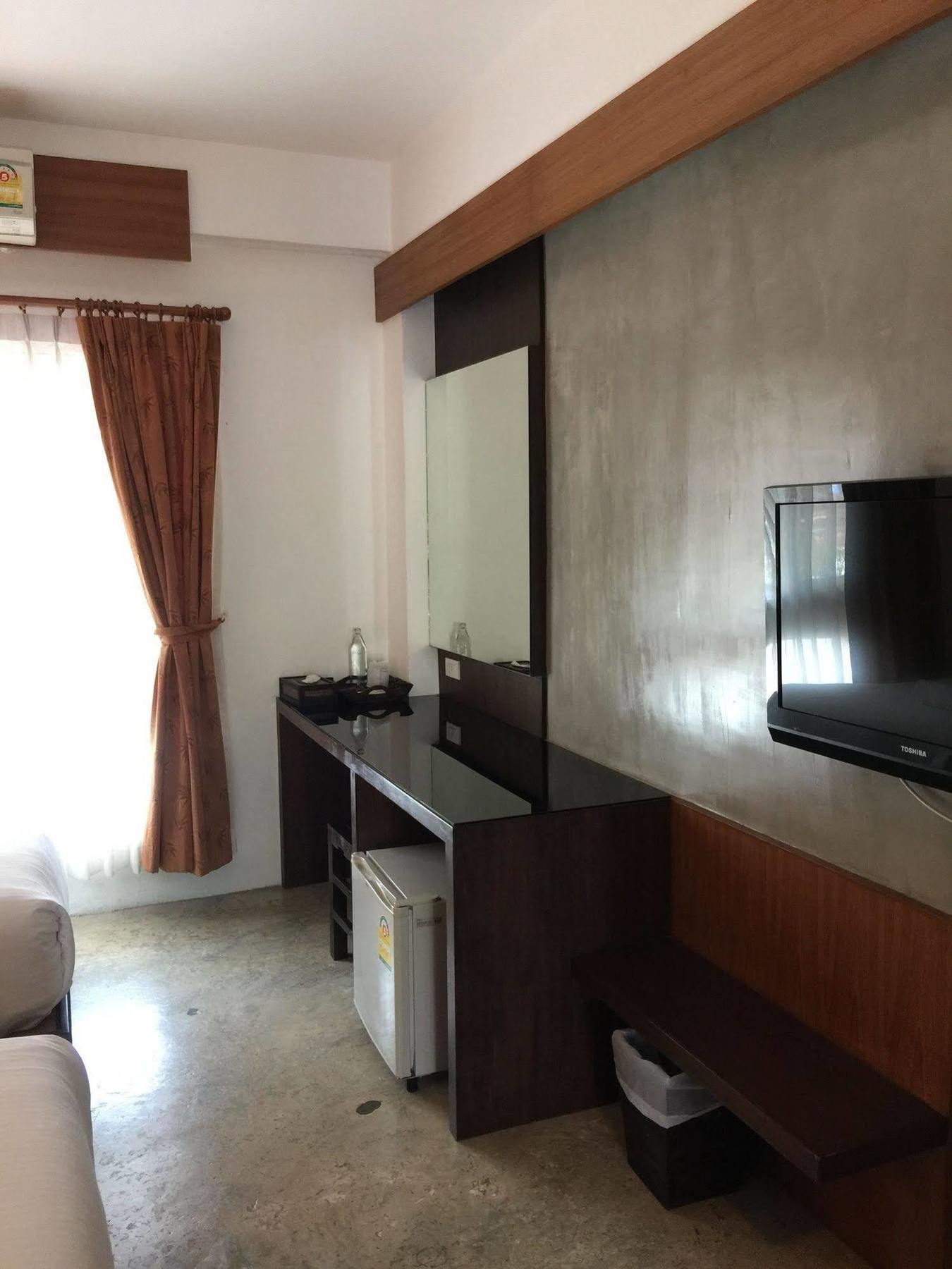 Hotel Baan Ing Ping Chiang Mai Exterior foto
